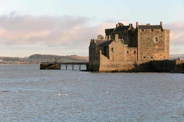 Blackness Castle & Forth Bridges Cruise