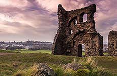 Edinburgh Travel Guide