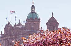 Edinburgh Travel Guide